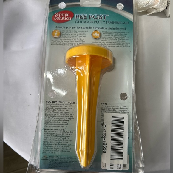 New in box simple solution pee post pet - Picture 2 of 2